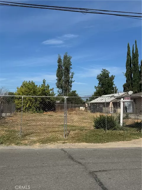 7570 Bonnie St, San Bernardino, CA 92410