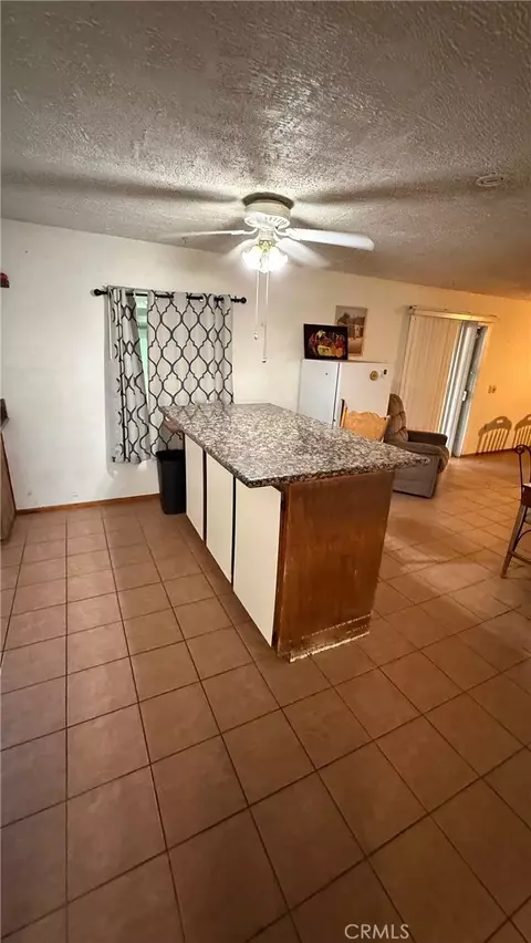 Kitchen - 875 Wilson, Perris, CA 92571 photo 1 of 2