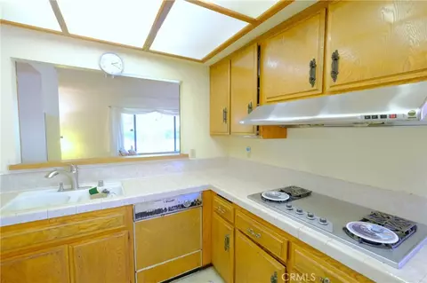 Kitchen - 5132 Aspen, Montclair, CA 91763 photo 2 of 2