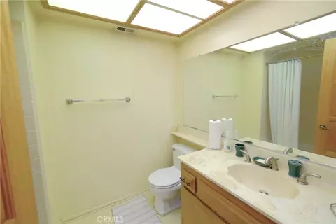 Bath - 5132 Aspen, Montclair, CA 91763 photo 1 of 2