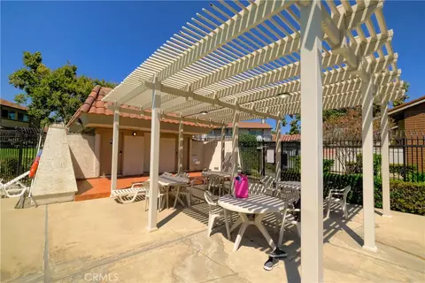 Exterior - 5132 Aspen, Montclair, CA 91763 photo 10 of 11