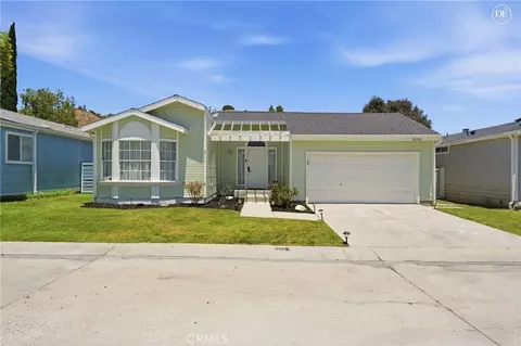 20067 Canyon View Dr, Canyon Country, CA 91351