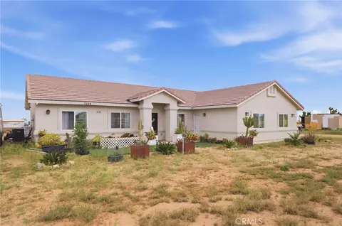 7180 Solano Rd, Phelan, CA 92371