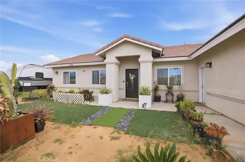 Exterior - 7180 Solano Rd, Phelan, CA 92371 photo 3 of 11