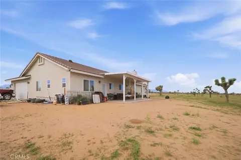 Exterior - 7180 Solano Rd, Phelan, CA 92371 photo 5 of 11