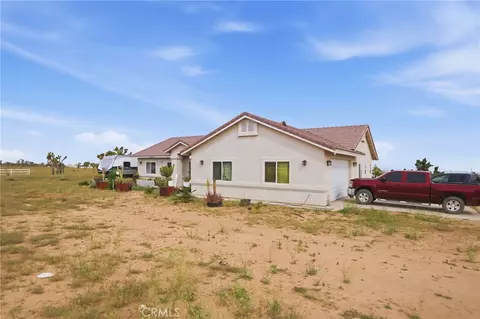 Exterior - 7180 Solano Rd, Phelan, CA 92371 photo 2 of 11