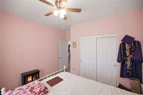 Bedroom - 7180 Solano Rd, Phelan, CA 92371 photo 2 of 10