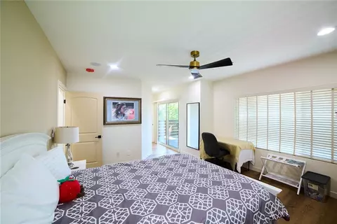 Bedroom - 4057 Pine, Long Beach, CA 90807 photo 6 of 8