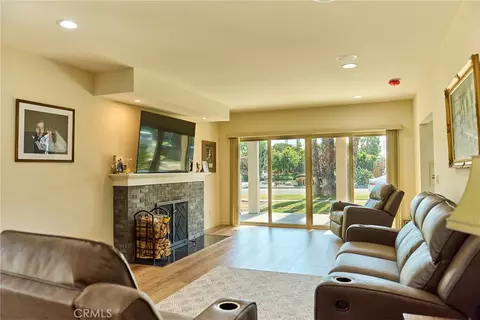 Living - 4057 Pine, Long Beach, CA 90807 photo 1 of 2