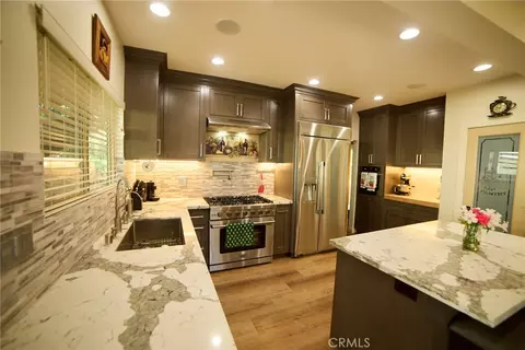 Kitchen - 4057 Pine, Long Beach, CA 90807 photo 2 of 7