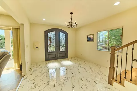 Entry Way - 4057 Pine, Long Beach, CA 90807 photo 1 of 4