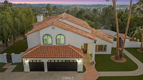 Exterior - 1726 Kings, Vista, CA 92084 photo 3 of 15