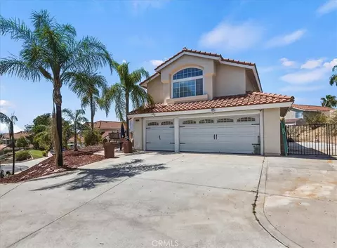 352 Leafwood Ct, Riverside, CA 92506