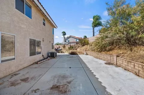 Exterior - 352 Leafwood Ct, Riverside, CA 92506 photo 4 of 9
