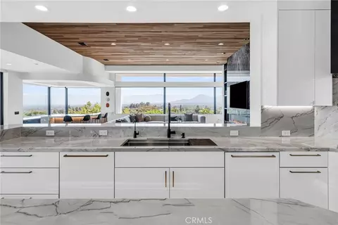 Kitchen - 2130 Old Quarry Rd, Riverside, CA 92506 photo 7 of 8