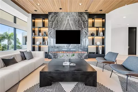 Living - 2130 Old Quarry Rd, Riverside, CA 92506 photo 7 of 8