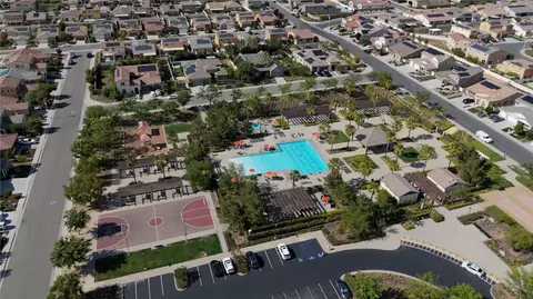 View/Area - 1518 Cobalt Ct, Beaumont, CA 92223 photo 5 of 6