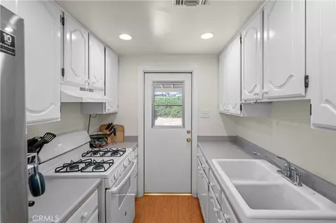 Kitchen - 8461 Maxine, Pico Rivera, CA 90660 photo 2 of 2