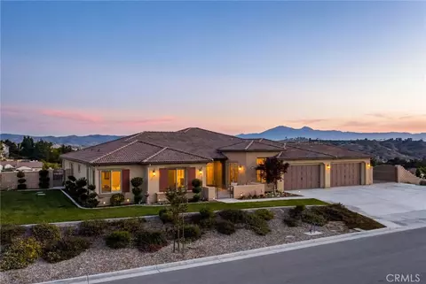 16105 Gallery Heights Dr, Riverside, CA 92504