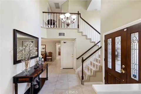 Entry Way - 16291 Ringbit Ct, Riverside, CA 92506 photo 3 of 4