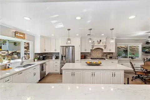 Kitchen - 16291 Ringbit Ct, Riverside, CA 92506 photo 1 of 8