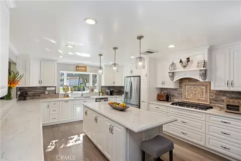 Kitchen - 16291 Ringbit Ct, Riverside, CA 92506 photo 2 of 8