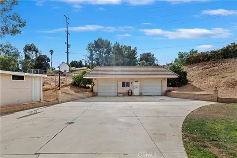 Exterior - 16291 Ringbit Ct, Riverside, CA 92506 photo 13 of 21
