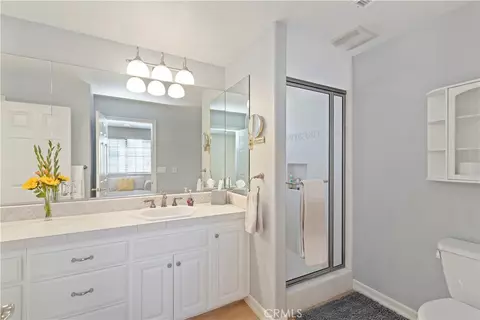 Bath - 16291 Ringbit Ct, Riverside, CA 92506 photo 3 of 5