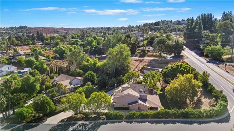 View/Area - 16291 Ringbit Ct, Riverside, CA 92506 photo 2 of 6