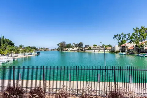 View/Area - 1053 Border Ave, Corona, CA 92882 photo 9 of 10
