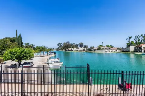 View/Area - 1053 Border Ave, Corona, CA 92882 photo 6 of 10