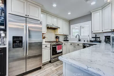 Kitchen - 1053 Border Ave, Corona, CA 92882 photo 3 of 5