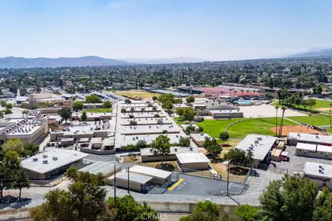 View/Area - 1053 Border Ave, Corona, CA 92882 photo 2 of 10