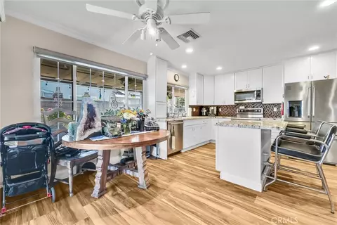 Kitchen - 1183 Armando St, Upland, CA 91786 photo 5 of 5