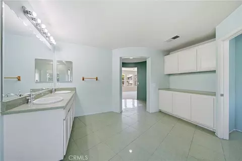 Bath - 3497 Ranch St, Perris, CA 92571 photo 4 of 4