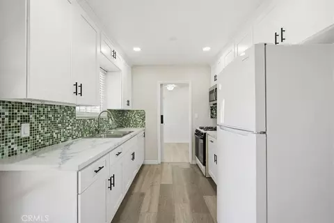 Kitchen - 9805 Devon St, Rancho Cucamonga, CA 91730 photo 3 of 3