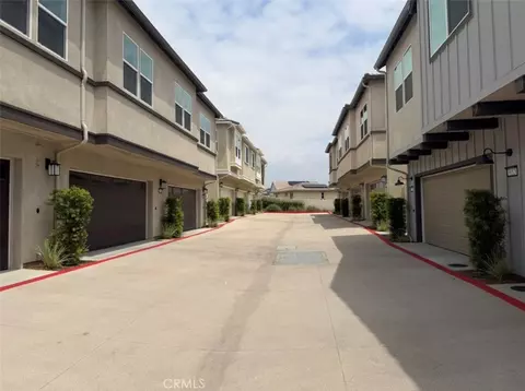 Exterior - 39488 Tannat, Temecula, CA 92591 photo 4 of 10