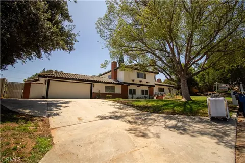 Exterior - 2350 Shadow Hill Dr, Riverside, CA 92506 photo 3 of 11