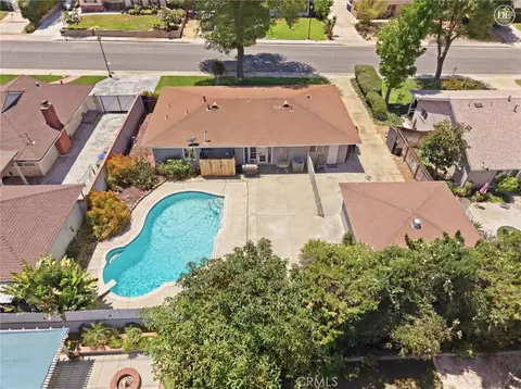 View/Area - 2803 Shenandoah, Riverside, CA 92506 photo 3 of 10