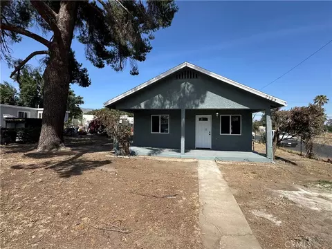 7125 Glasgow Ave, San Bernardino, CA 92404
