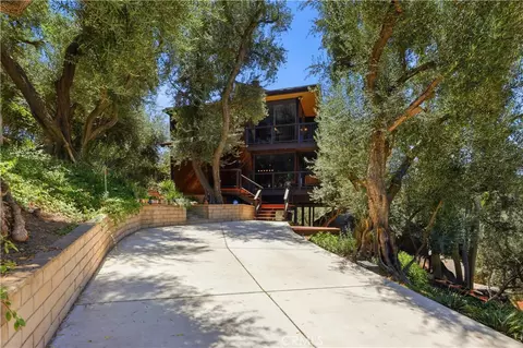 Exterior - 17115 Ranchero, Riverside, CA 92504 photo 7 of 22