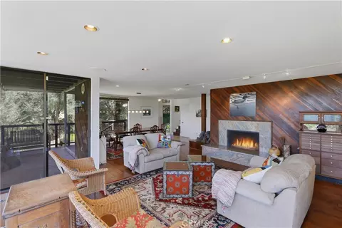 Living - 17115 Ranchero, Riverside, CA 92504 photo 3 of 9