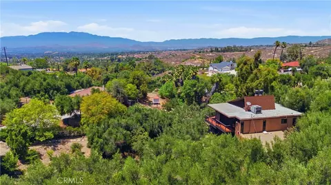 View/Area - 17115 Ranchero, Riverside, CA 92504 photo 5 of 5