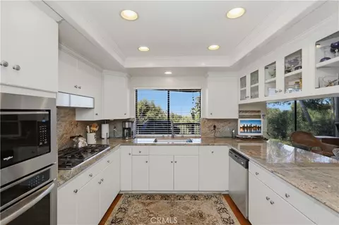 Kitchen - 17115 Ranchero, Riverside, CA 92504 photo 3 of 6