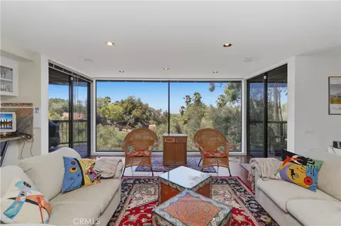 Living - 17115 Ranchero, Riverside, CA 92504 photo 4 of 9