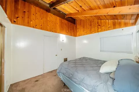 Bedroom - 25123 Valle Dr, Crestline, CA 92325 photo 5 of 5