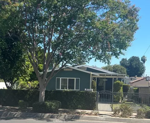 9420 Olive St, Temple City, CA 91780