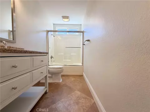 Bath - 44758 Potestas, Temecula, CA 92592 photo 3 of 4