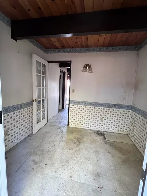 Other - 23865 Lakeview, Crestline, CA 92325 photo 4 of 8
