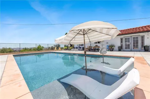 Exterior - 31050 Bedford, Redlands, CA 92373 photo 9 of 27